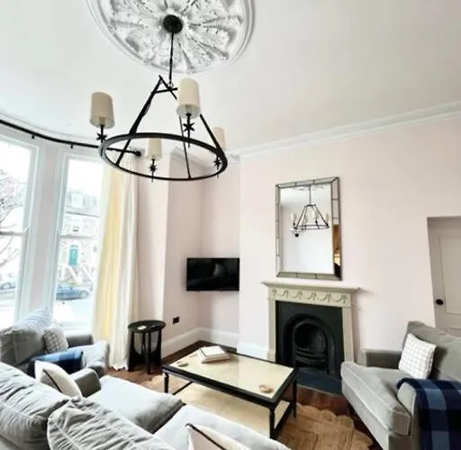 Redland - 4 Apartment *