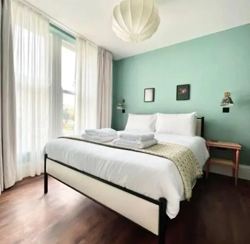 Apartment Redland - 4 *