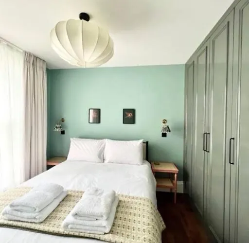 Redland - 4 Apartment *