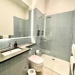 Redland - 4